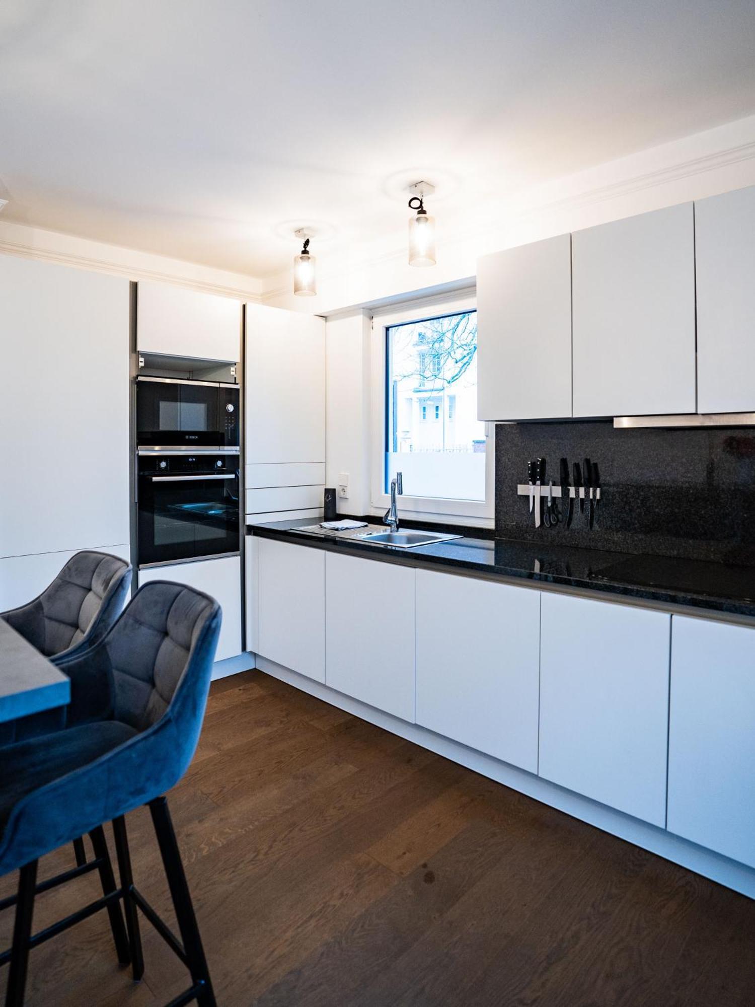 Whirlpool - Zentral - Designloft Mit Xxl Terrasse Lägenhet Wiesbaden Exteriör bild