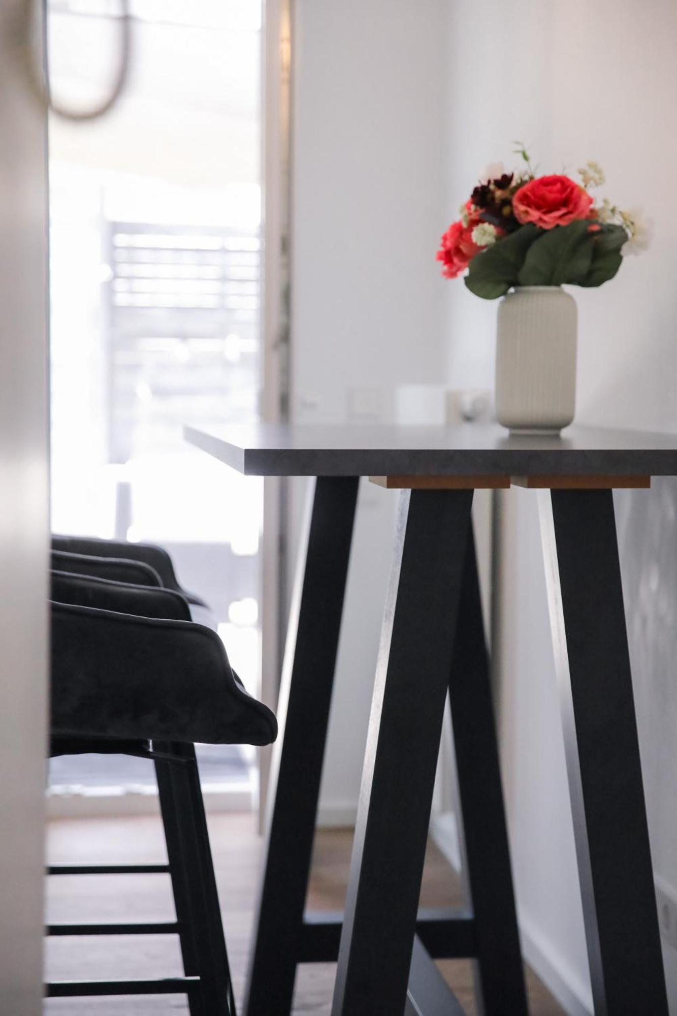 Whirlpool - Zentral - Designloft Mit Xxl Terrasse Lägenhet Wiesbaden Exteriör bild